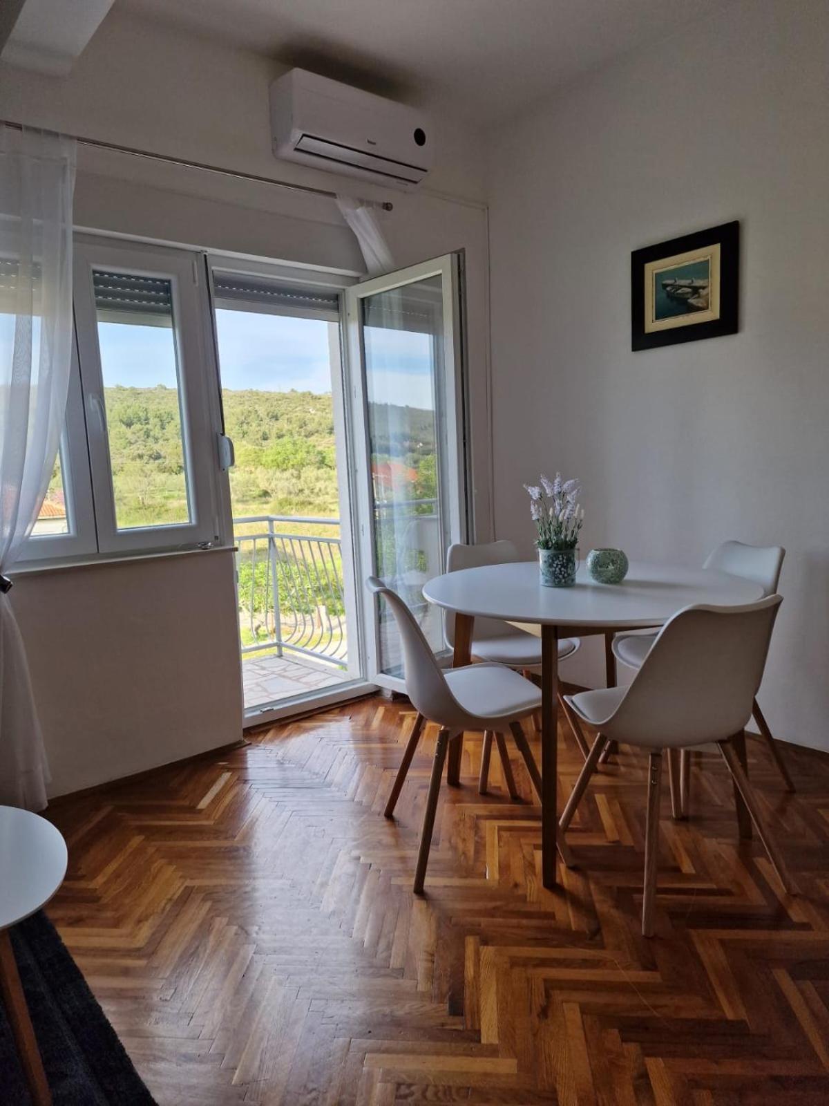 Apartmani Zinda Sukošan Exterior foto