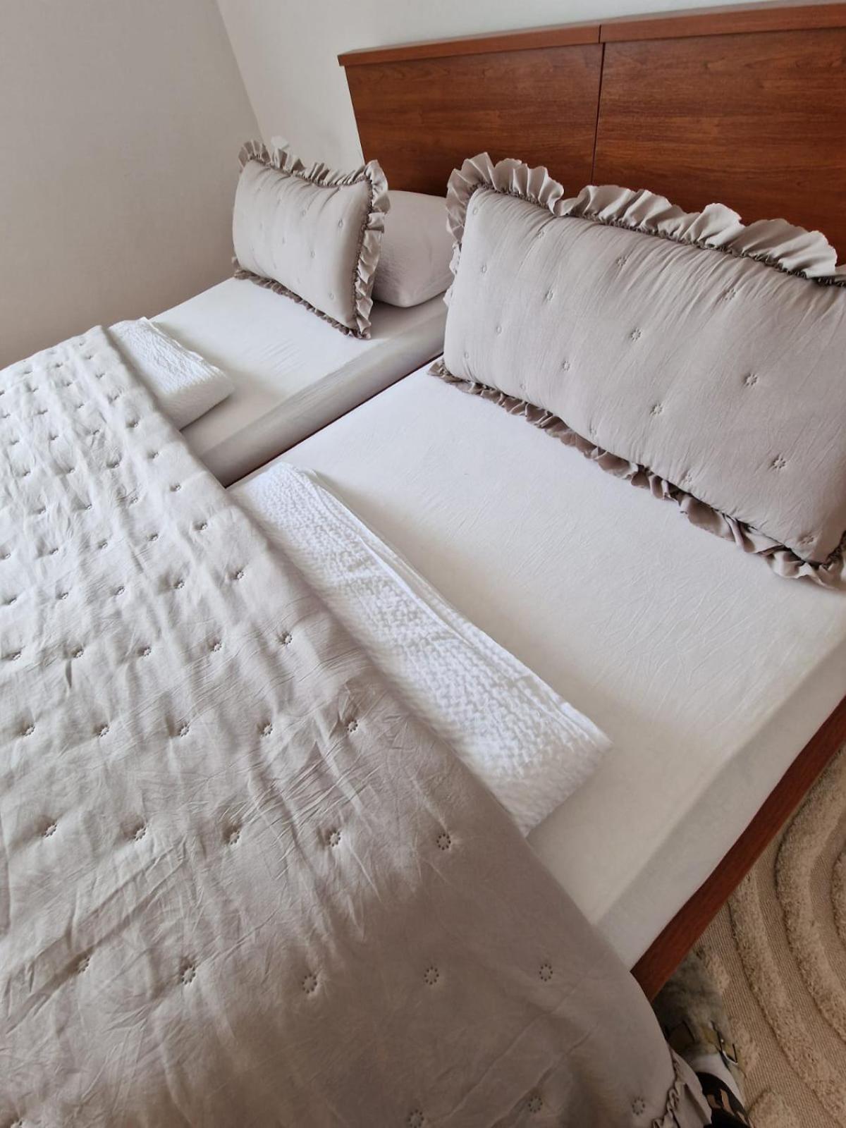 Apartmani Zinda Sukošan Exterior foto