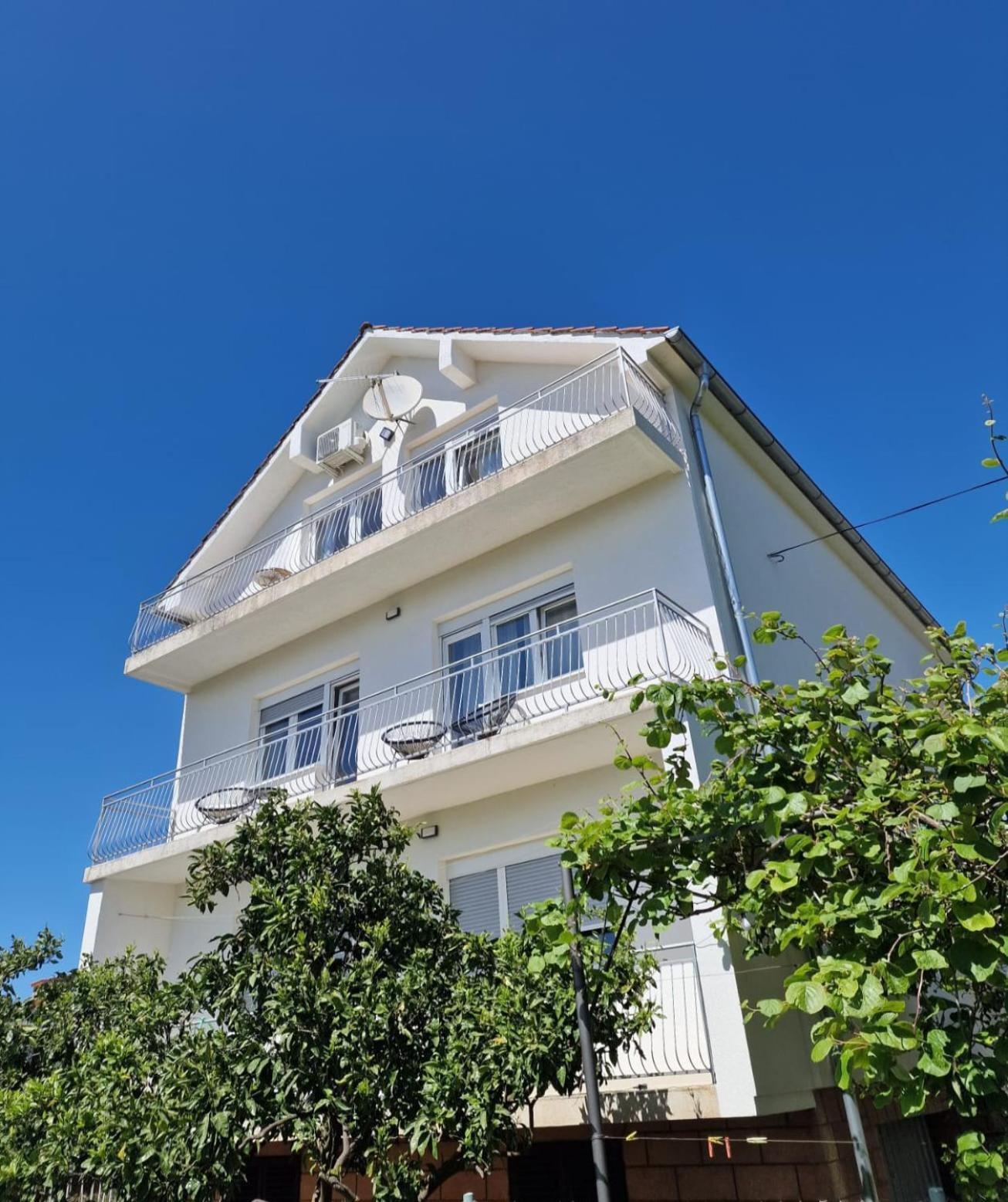 Apartmani Zinda Sukošan Exterior foto